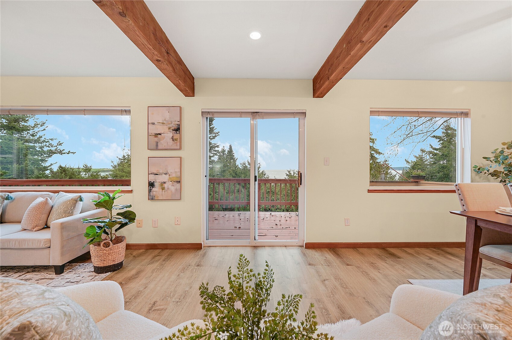 320 N North Street , Sequim, WA 98382