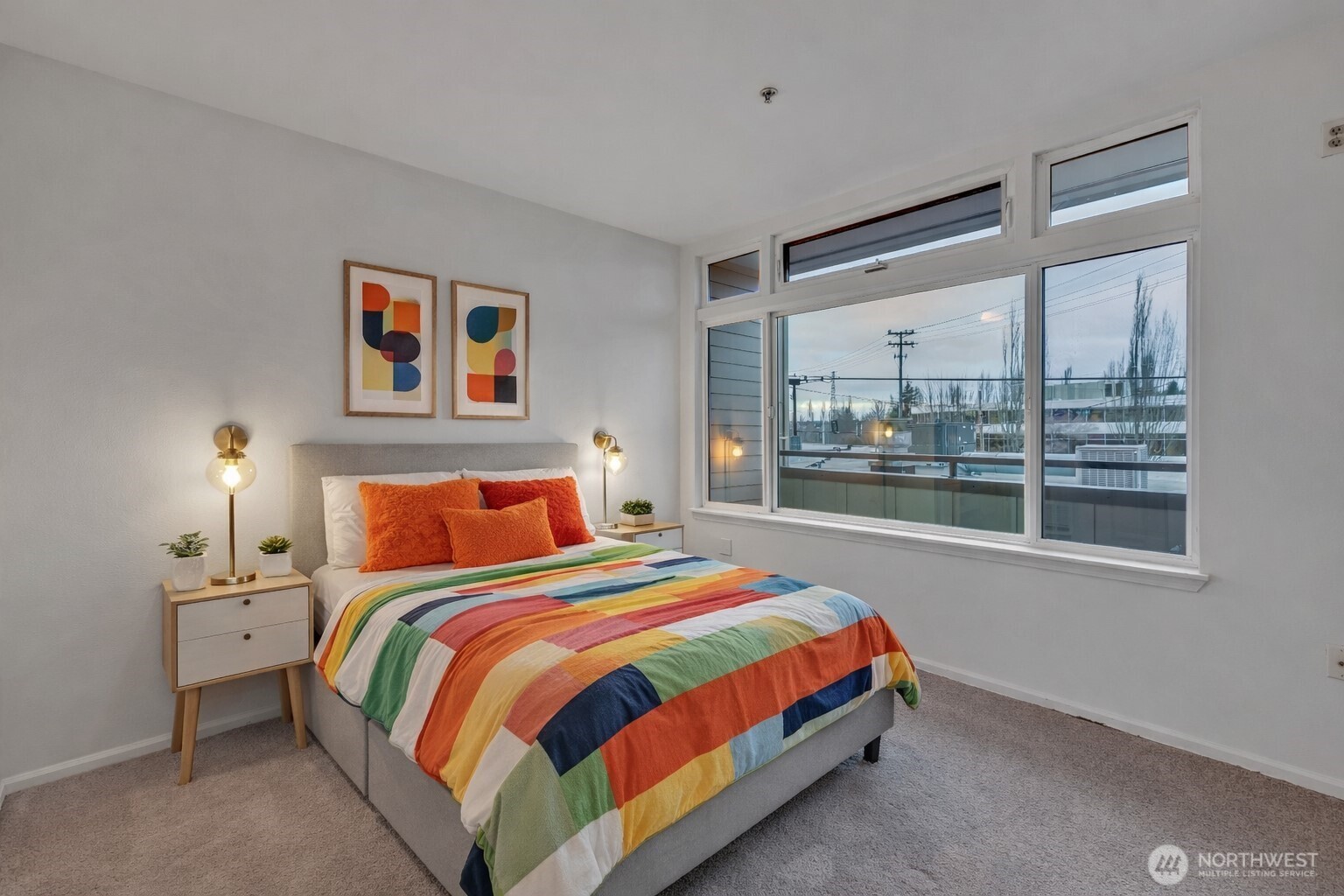 18 Dravus Street #207, Seattle, WA 98109