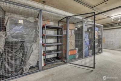 18 Dravus Street #207, Seattle, WA 98109 - Photo 33