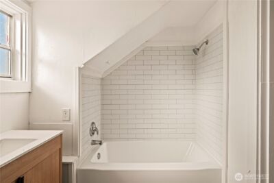 604 academy Street , Kelso, WA 98626-4319 - Photo 14