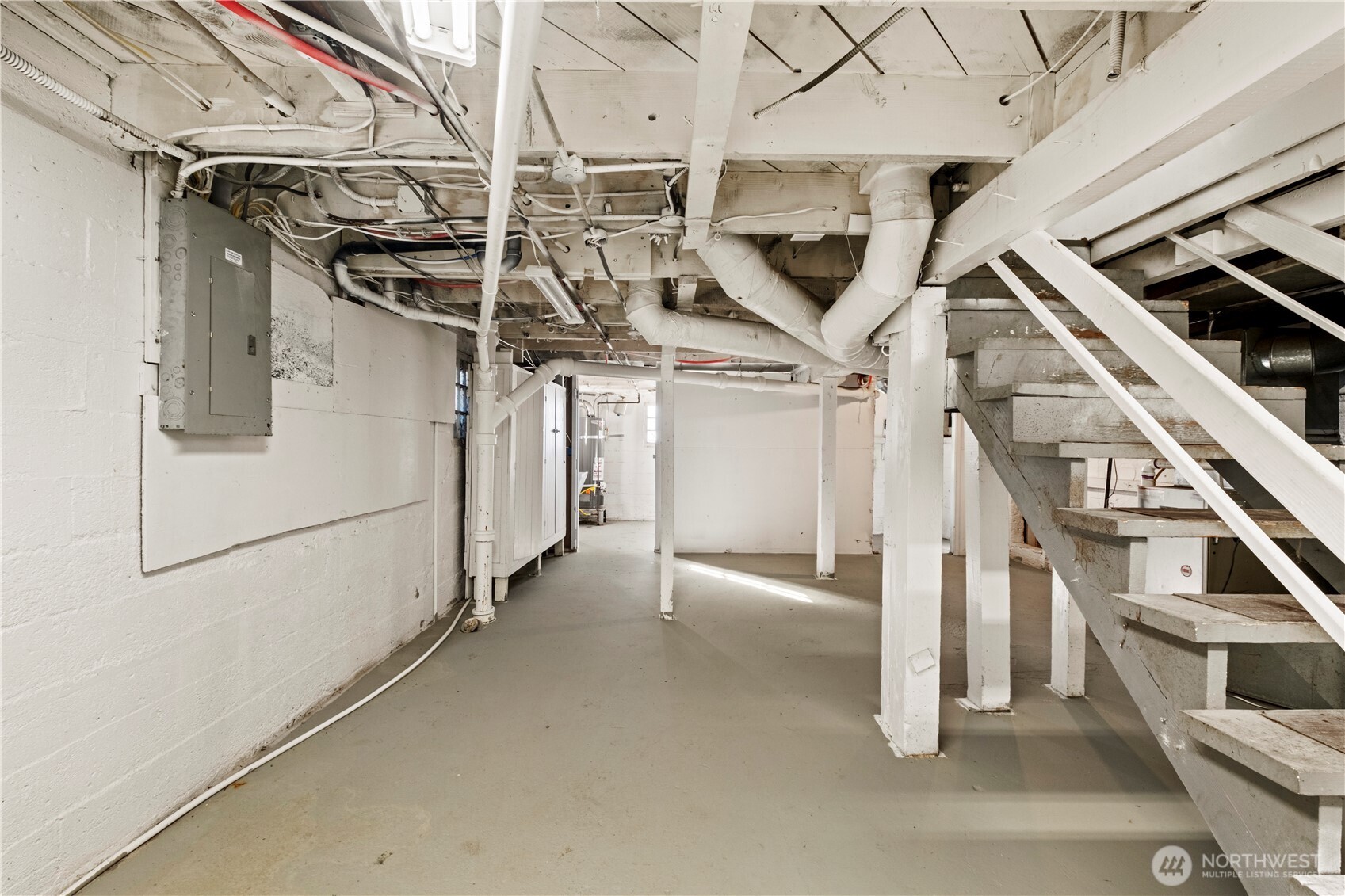 604 academy Street , Kelso, WA 98626-4319