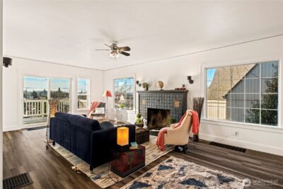 604 academy Street , Kelso, WA 98626-4319 - Photo 2