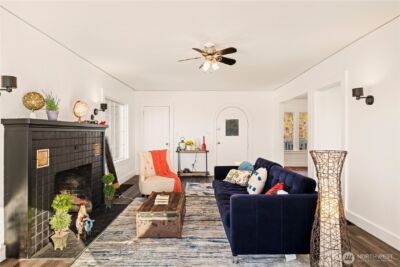 604 academy Street , Kelso, WA 98626-4319 - Photo 3