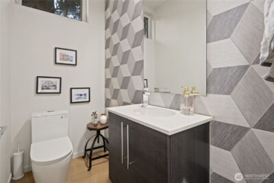 9242 A 17th Avenue SW, Seattle, WA 98106 - Photo 17