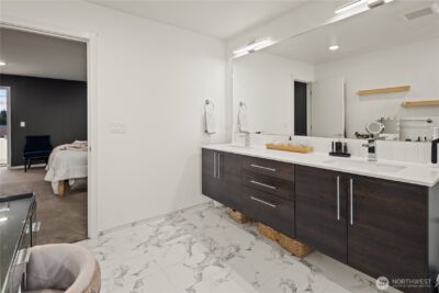 9242 A 17th Avenue SW, Seattle, WA 98106 - Photo 29