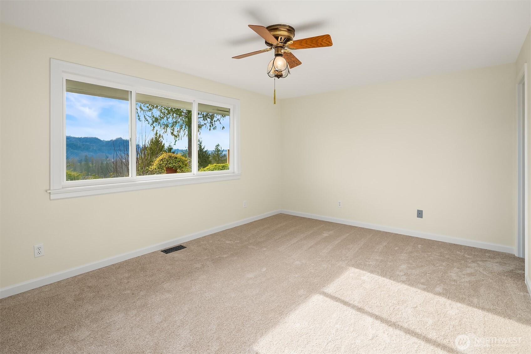 103 E Rivmont Drive , Monroe, WA 98272