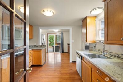 905 115th Street S, Tacoma, WA 98444 - Photo 9