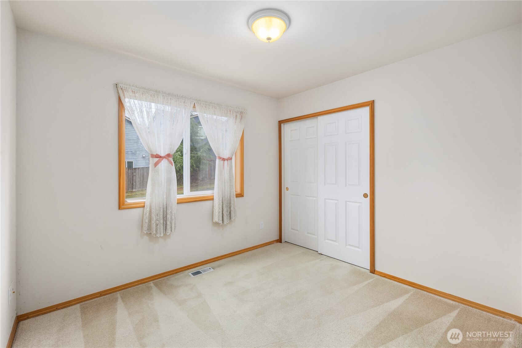 14426 19th Avenue W, Lynnwood, WA 98087-5923