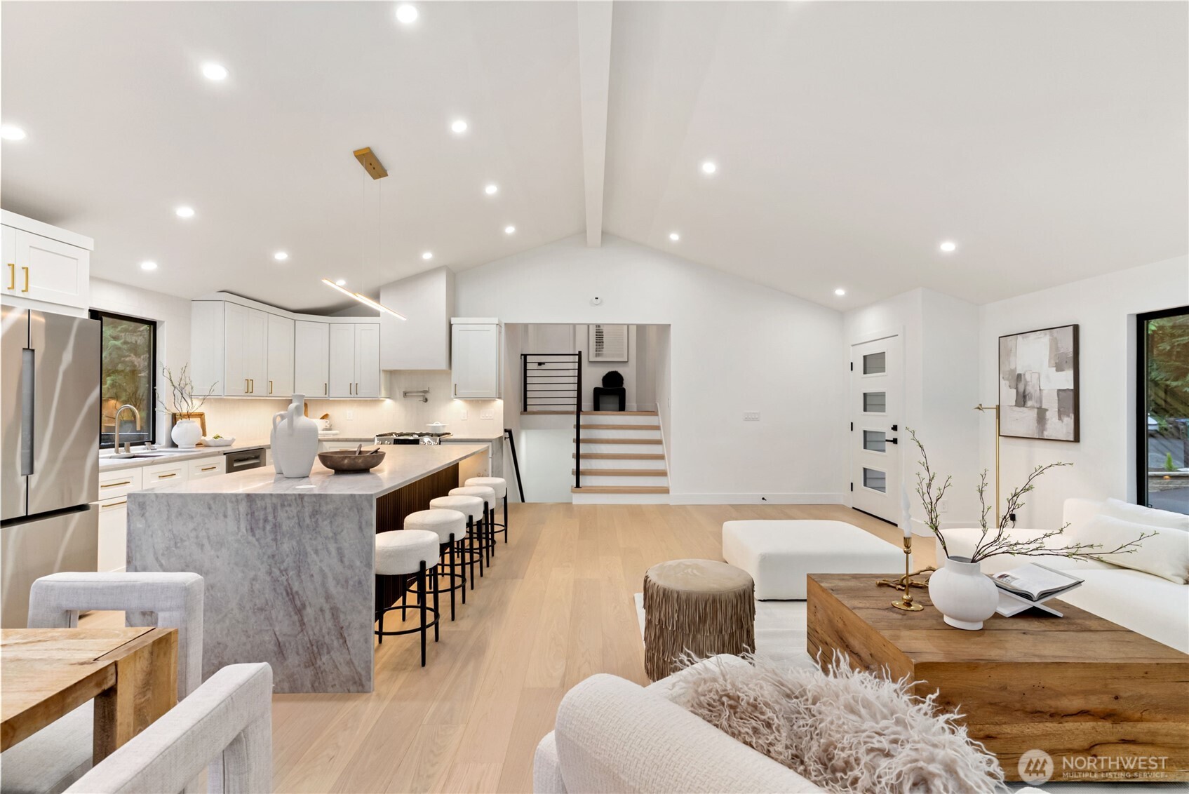 22911 57th Avenue SE, Woodinville, WA 98072