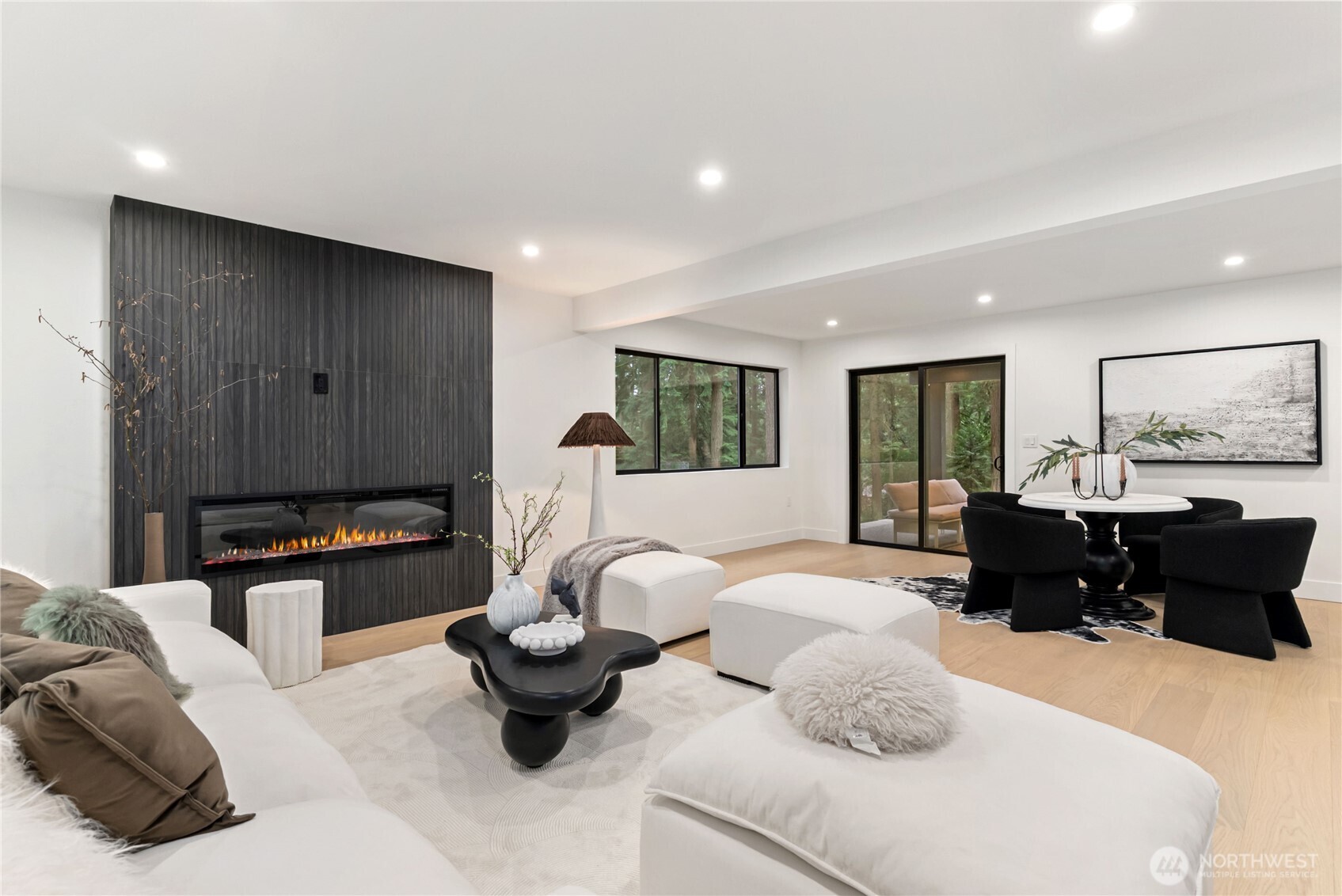 22911 57th Avenue SE, Woodinville, WA 98072