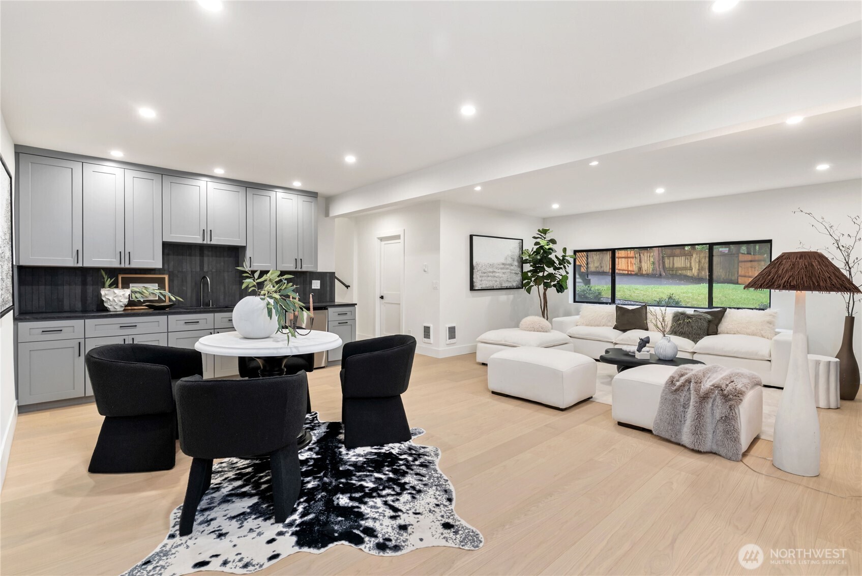 22911 57th Avenue SE, Woodinville, WA 98072