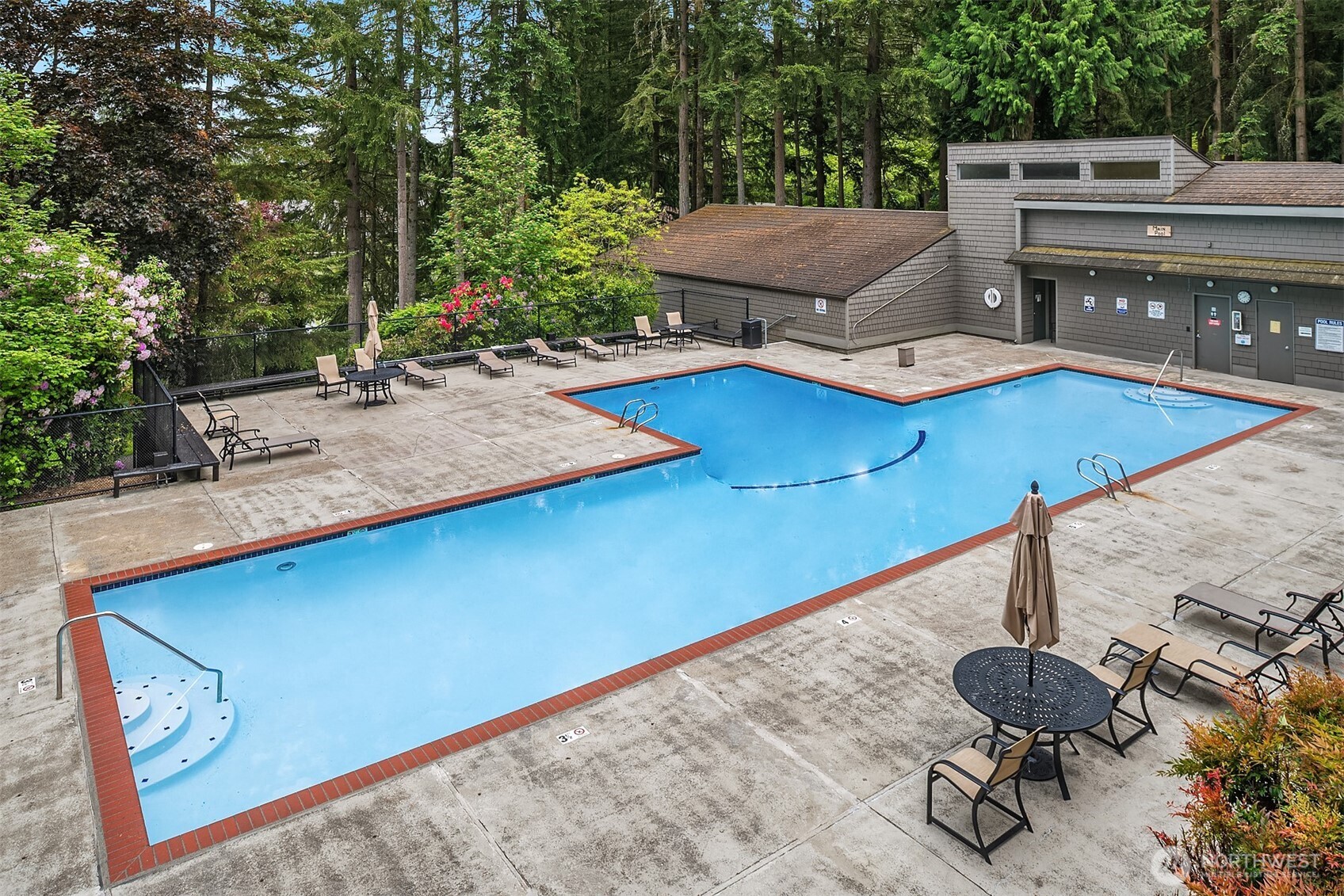 6582 137th Avenue NE #414, Redmond, WA 98052