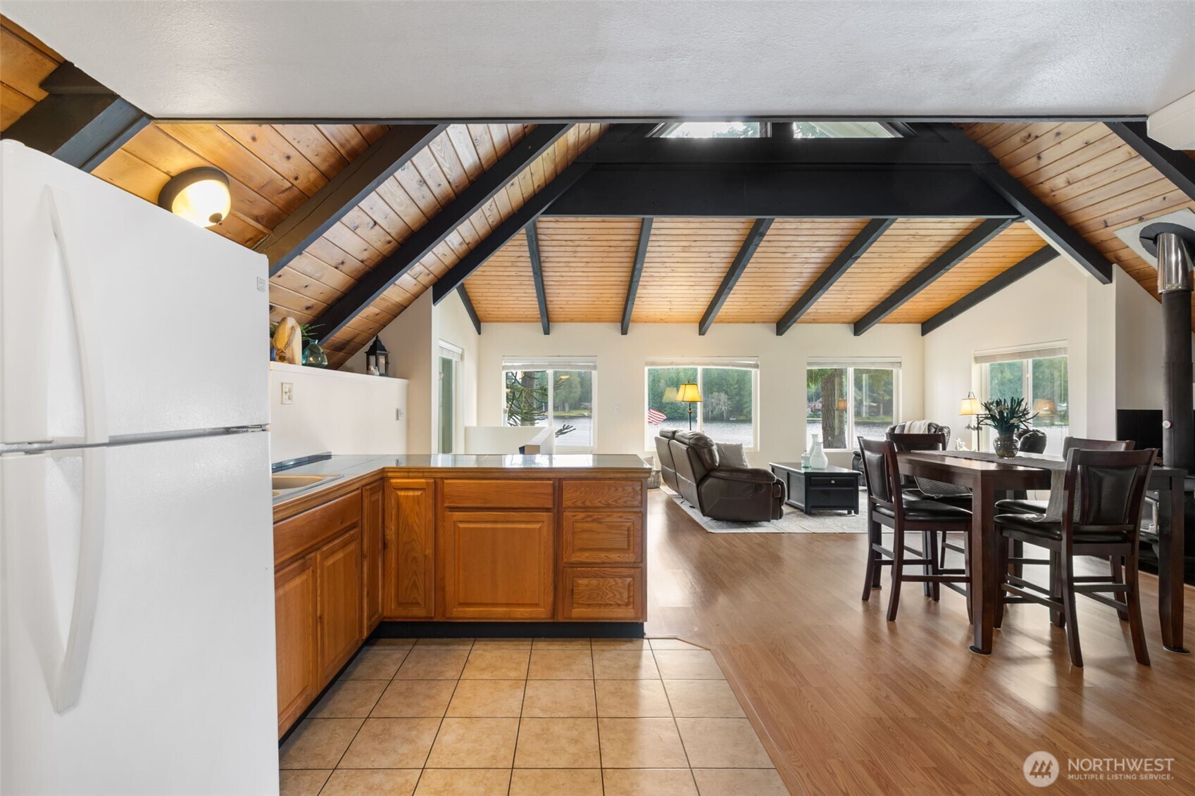 2241 E Timberlake Drive W, Shelton, WA 98584-7931