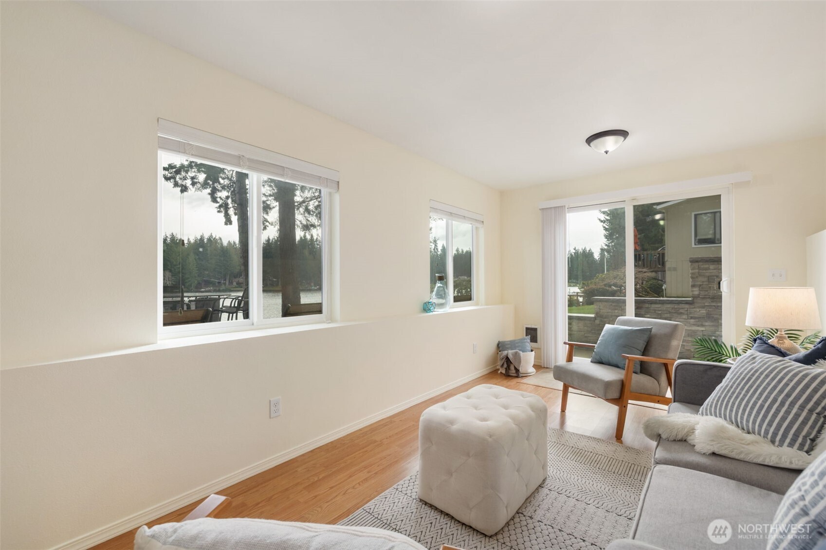 2241 E Timberlake Drive W, Shelton, WA 98584-7931