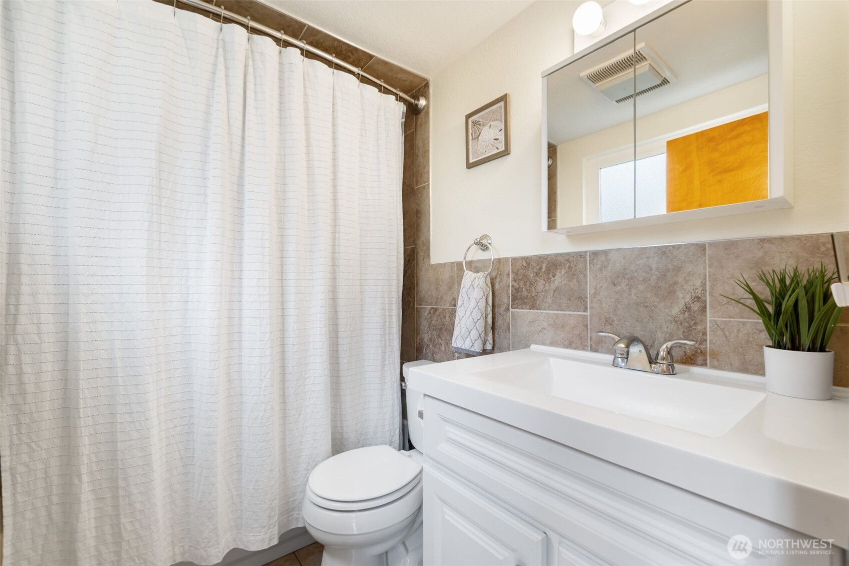 2241 E Timberlake Drive W, Shelton, WA 98584-7931