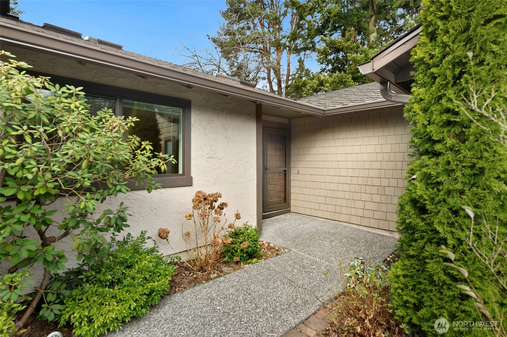 11917 Stendall Place N, Seattle, WA 98133