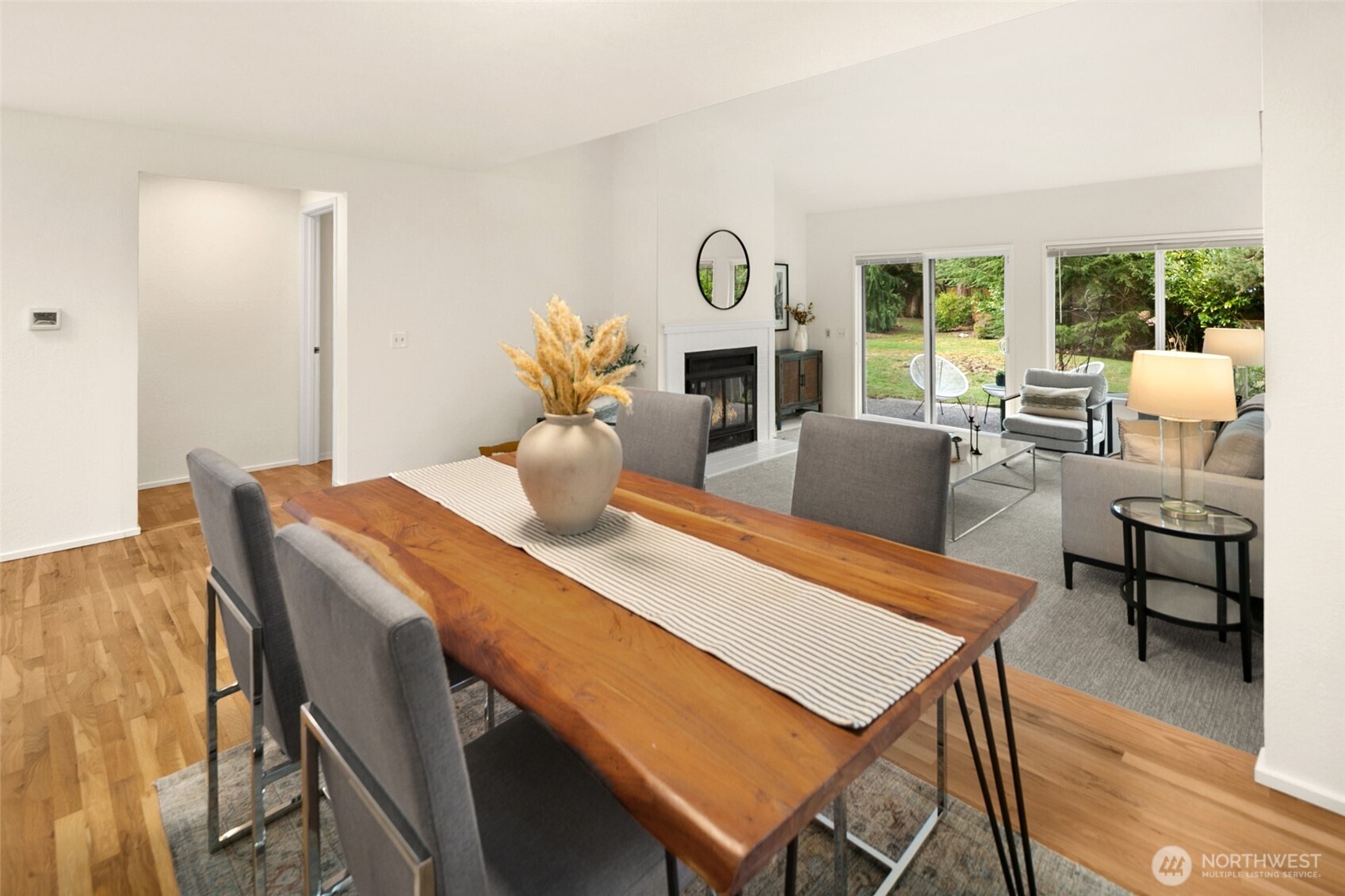 11917 Stendall Place N, Seattle, WA 98133