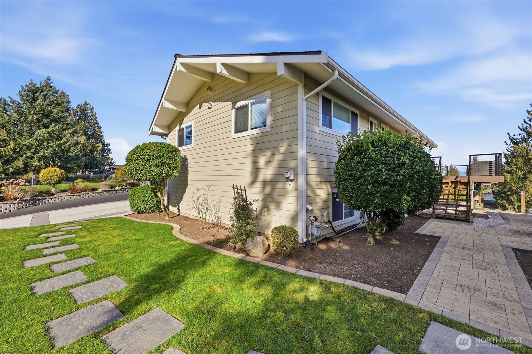 4411 183rd Avenue E, Lake Tapps, WA 98391