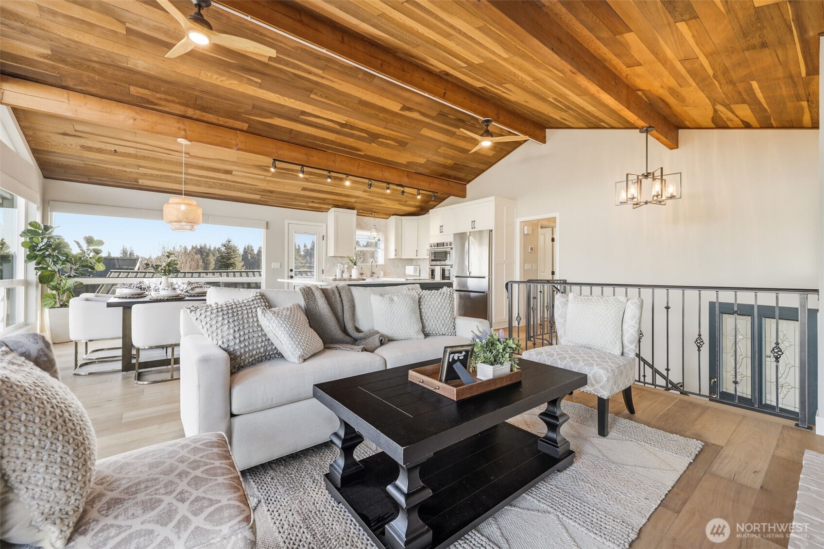 4411 183rd Avenue E, Lake Tapps, WA 98391