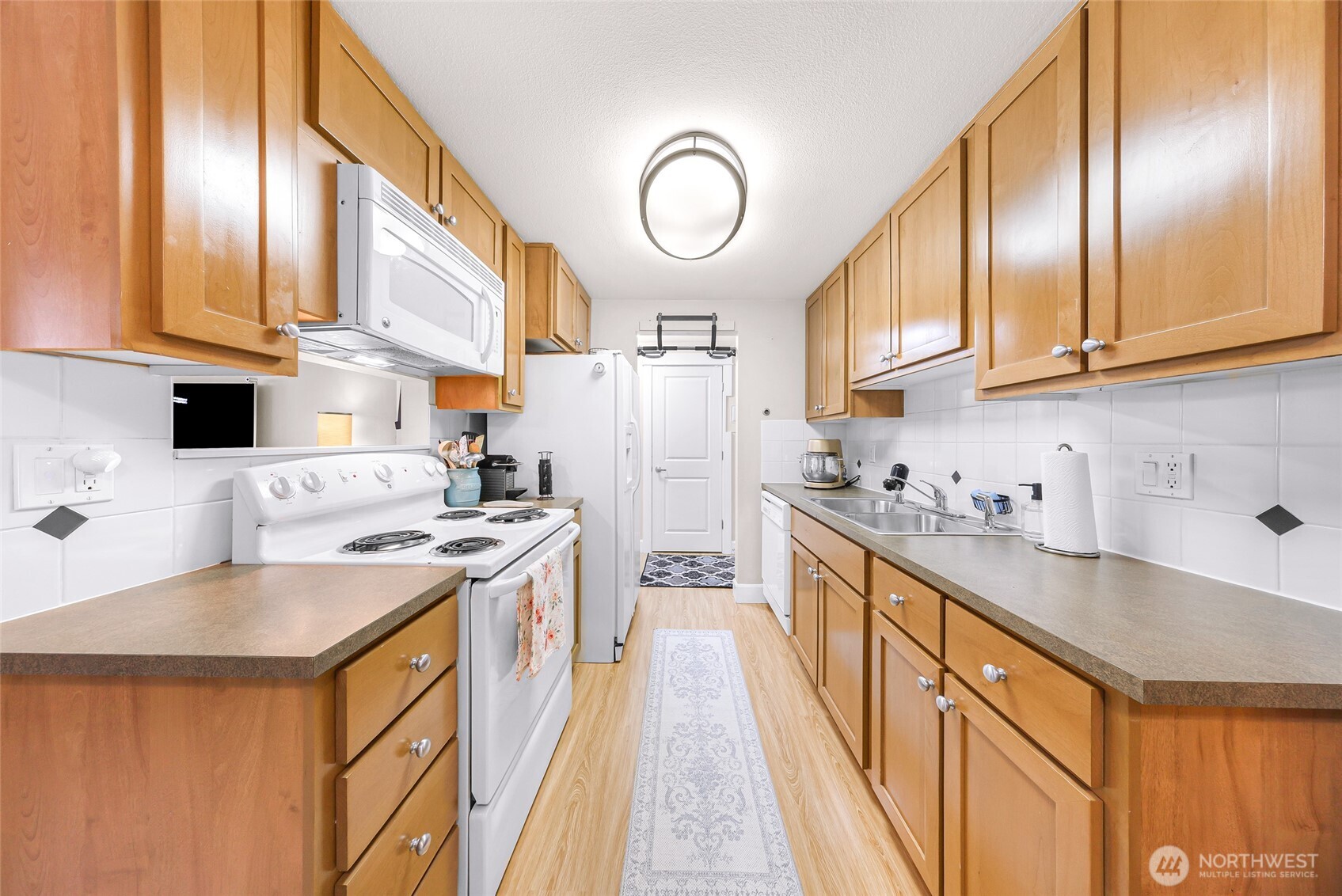 8017 234th Street SW #314, Edmonds, WA 98026