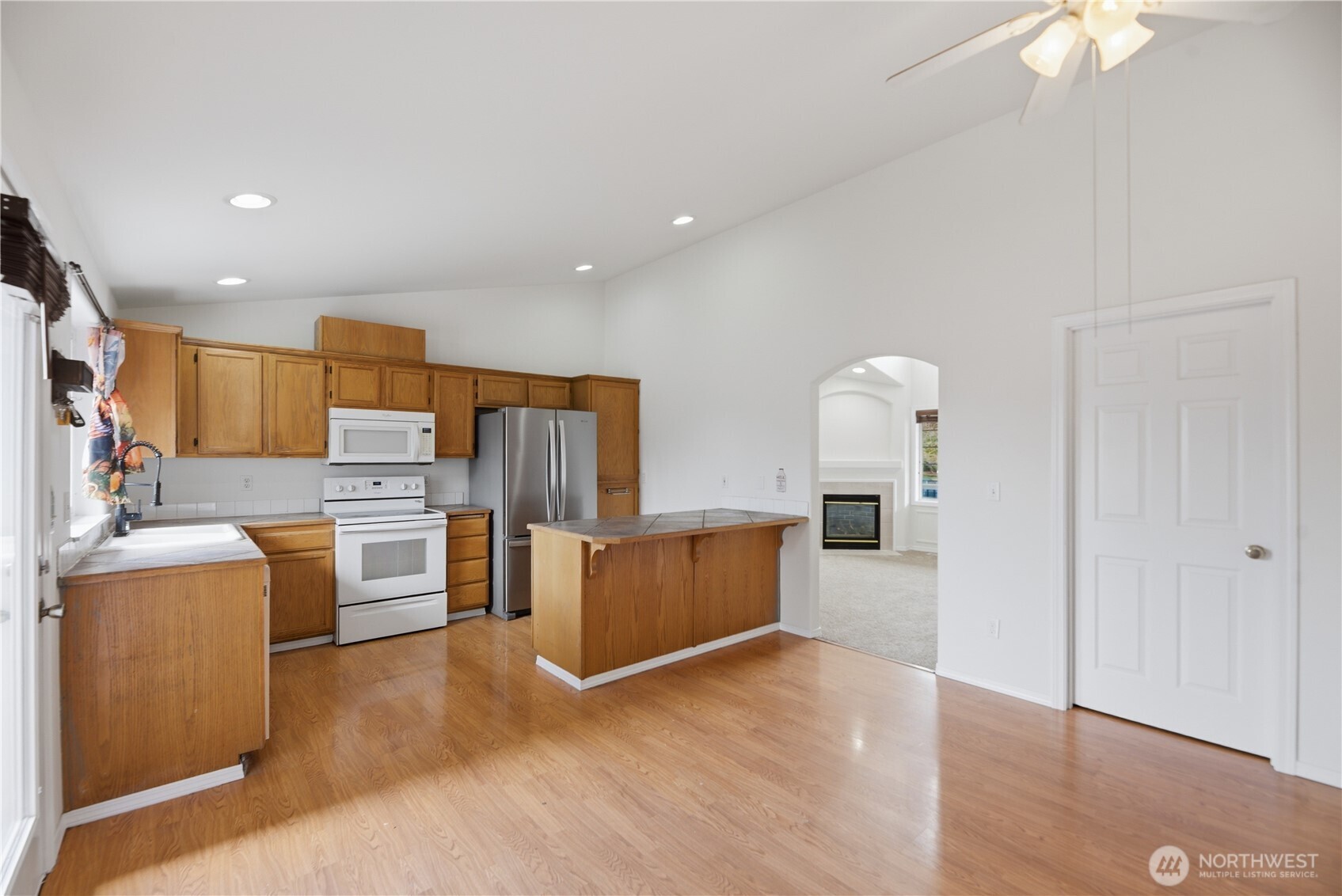 19216 Crown Ridge Boulevard , Arlington, WA 98223