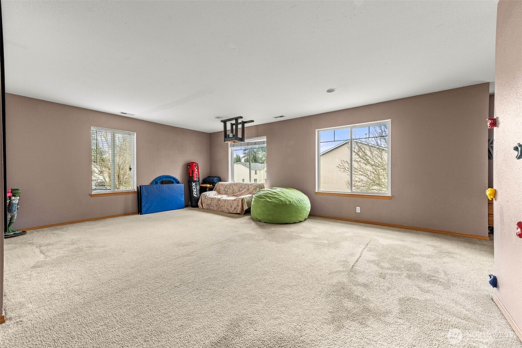 5770 Arcarro Court SE, Lacey, WA 98503