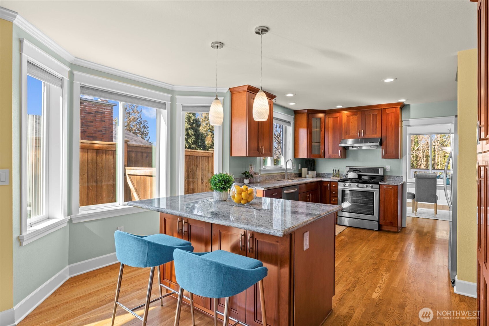 926 Dayton Street , Edmonds, WA 98020