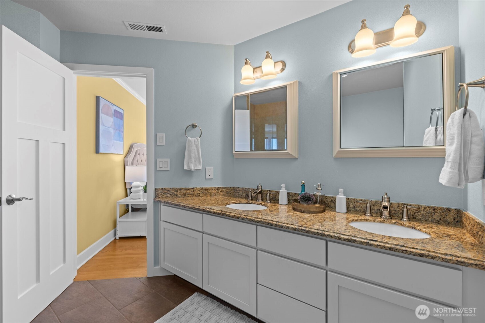 926 Dayton Street , Edmonds, WA 98020