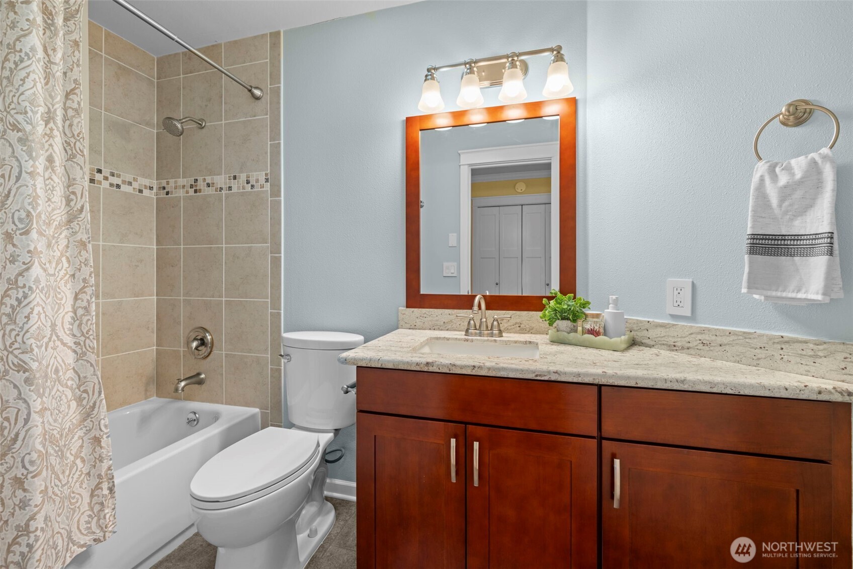 926 Dayton Street , Edmonds, WA 98020