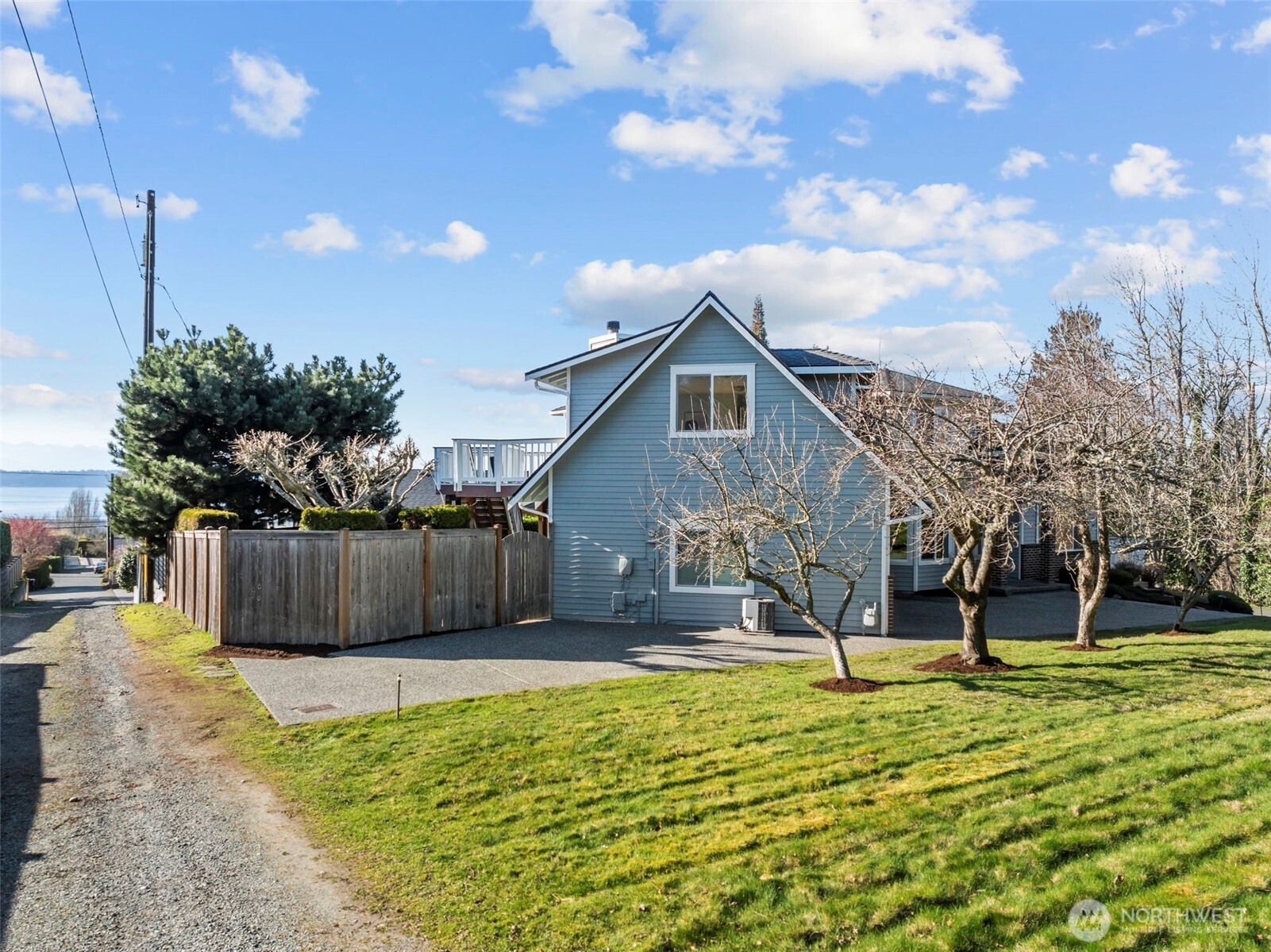 926 Dayton Street , Edmonds, WA 98020