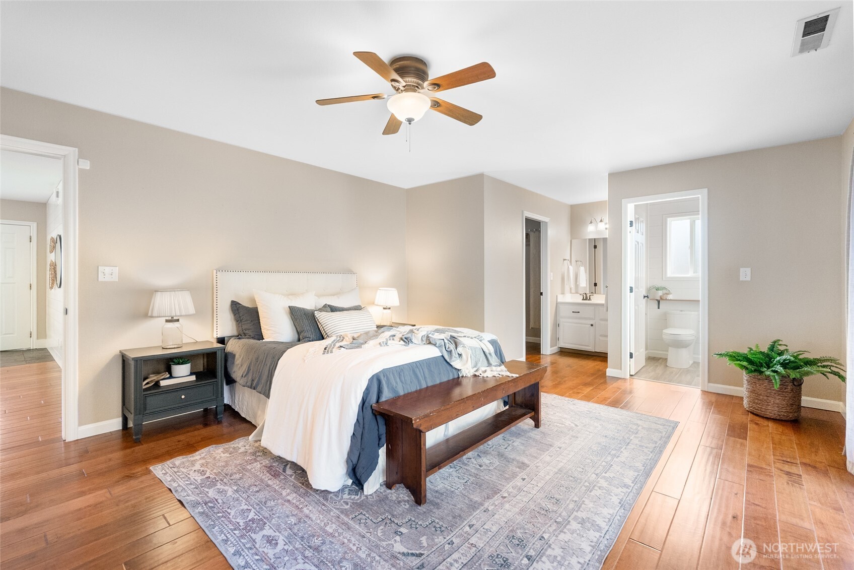 3202 McLeod Road , Bellingham, WA 98225