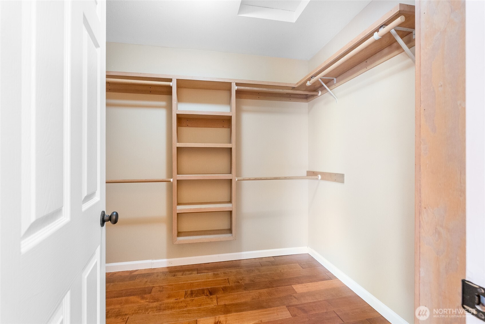 3202 McLeod Road , Bellingham, WA 98225