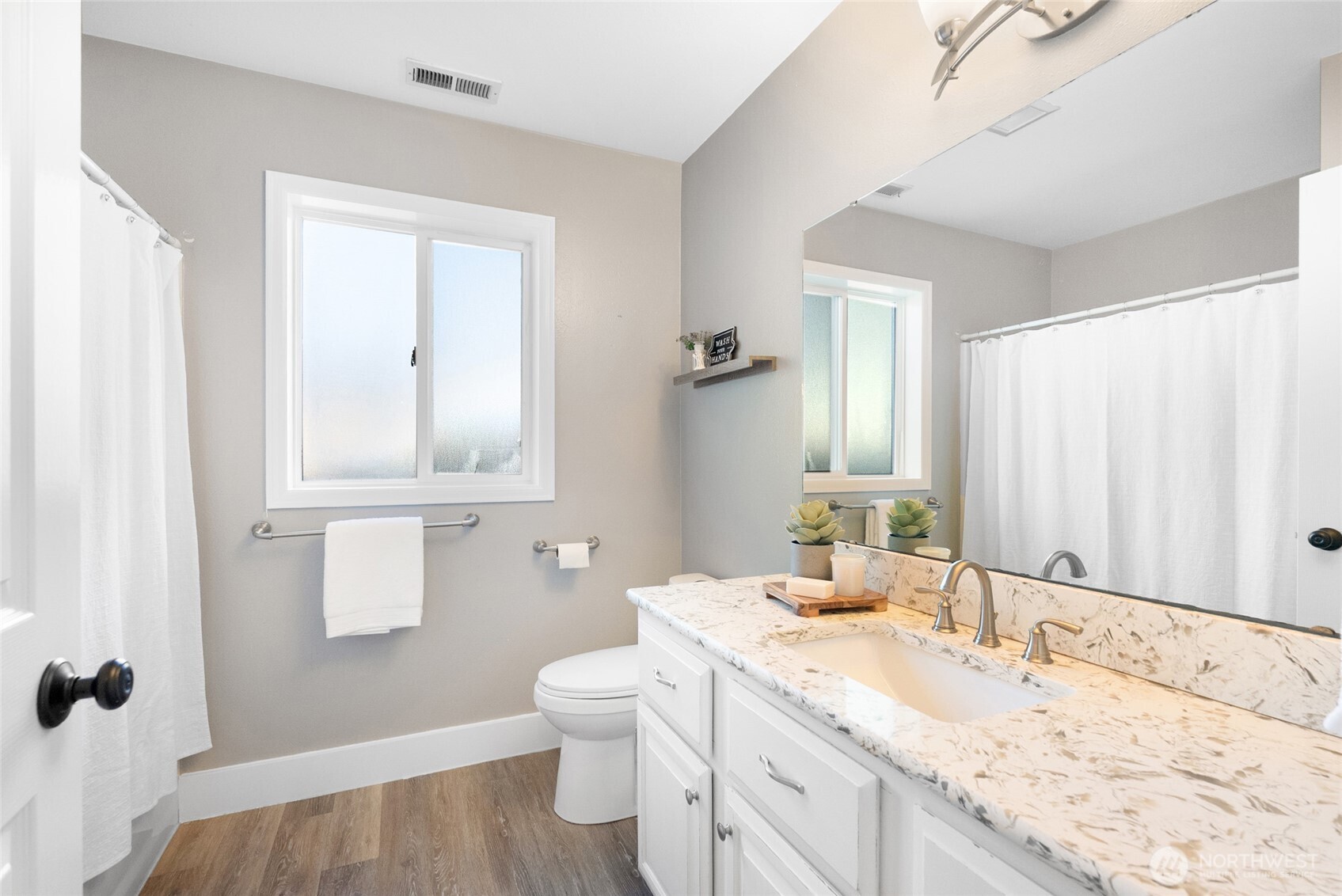 3202 McLeod Road , Bellingham, WA 98225