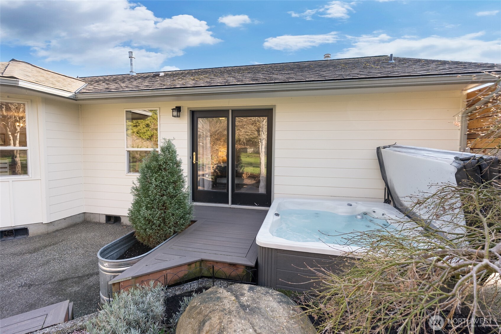 3202 McLeod Road , Bellingham, WA 98225