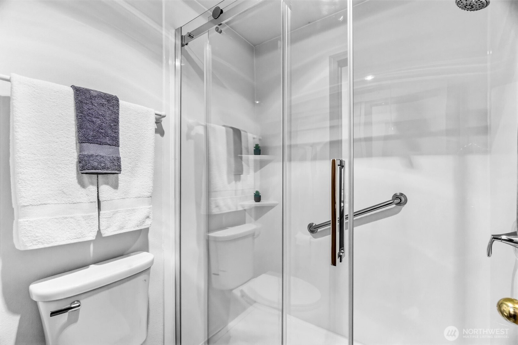 8814 Rosario Court SE, Olympia, WA 98513