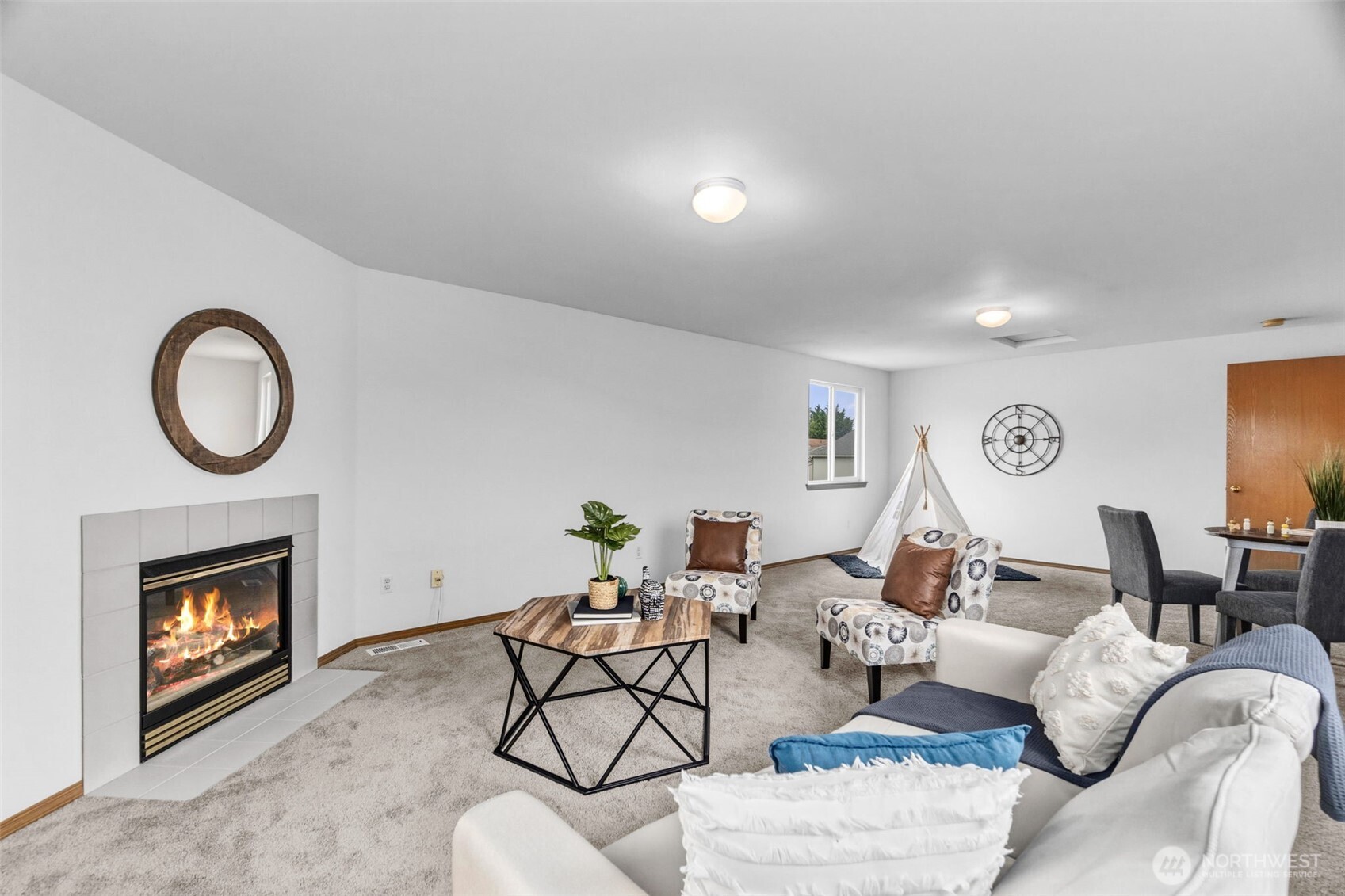 8814 Rosario Court SE, Olympia, WA 98513