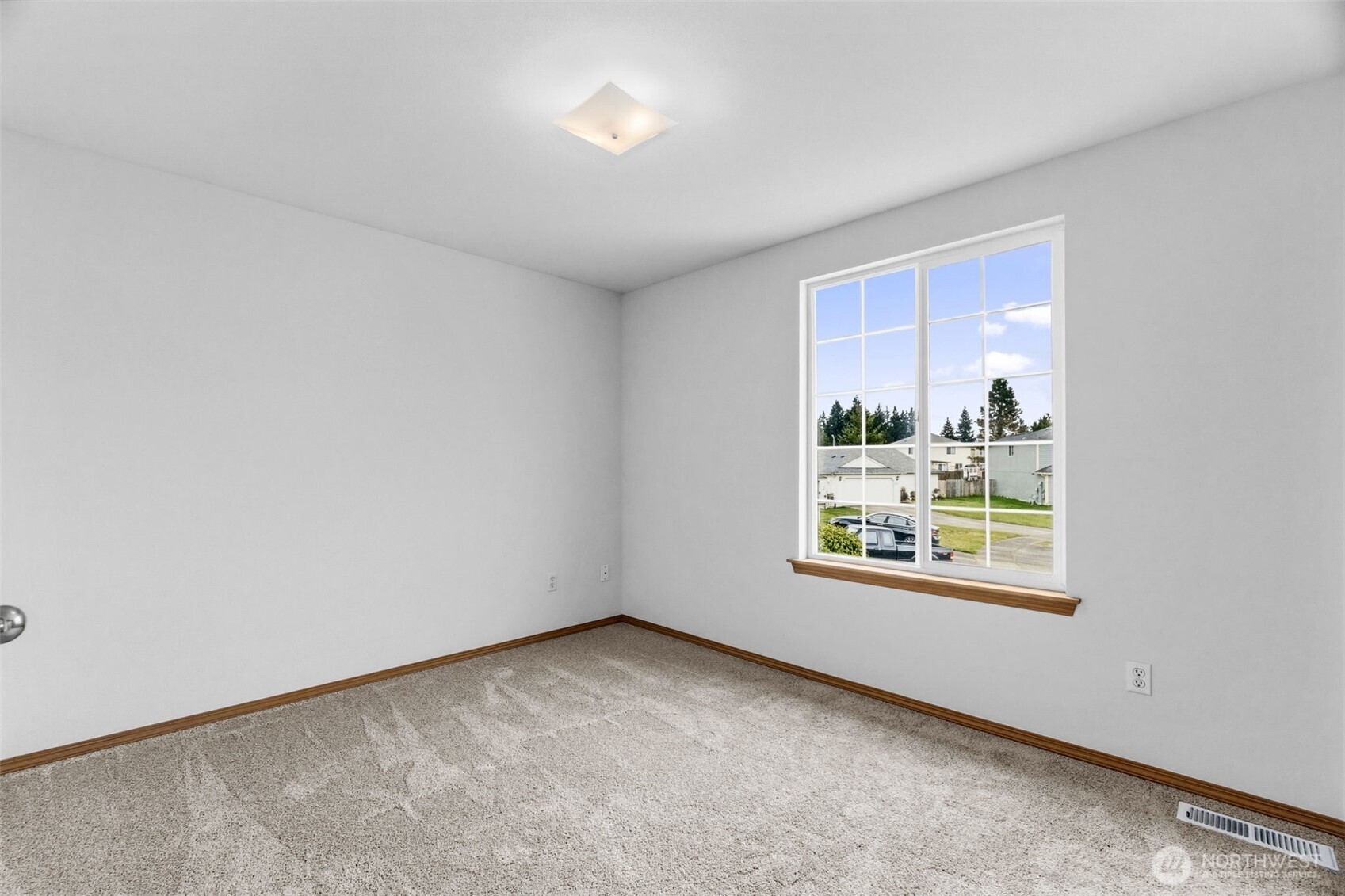 8814 Rosario Court SE, Olympia, WA 98513