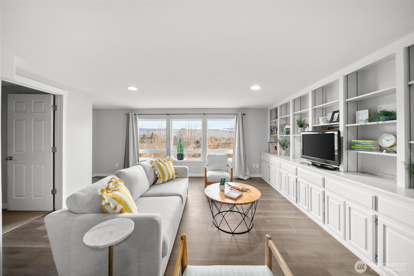 712 Vista View Place , East Wenatchee, WA 98802