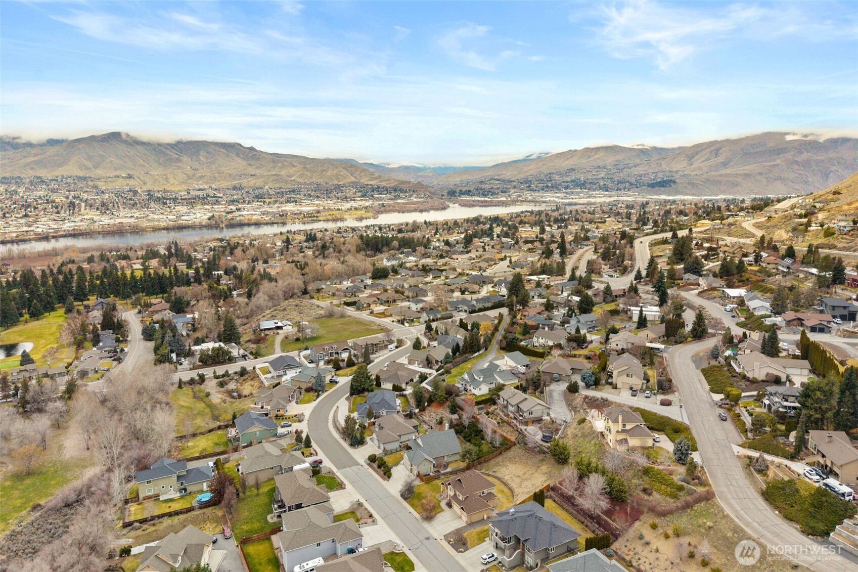 712 Vista View Place , East Wenatchee, WA 98802