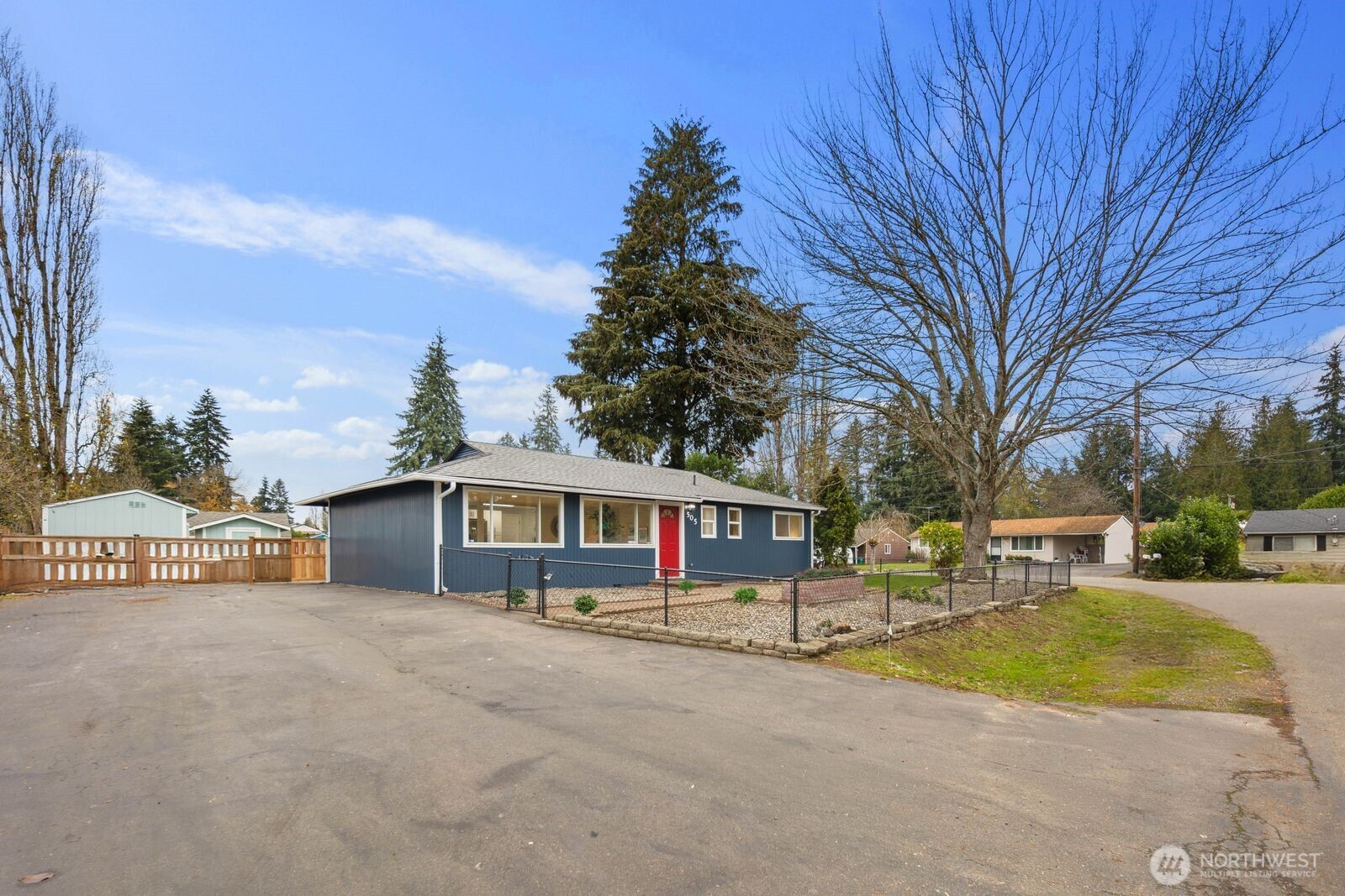 505 SW 305th Place , Federal Way, WA 98023