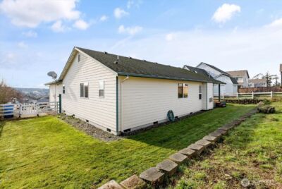 387 SW Stroops Drive , Oak Harbor, WA 98277 - Photo 30