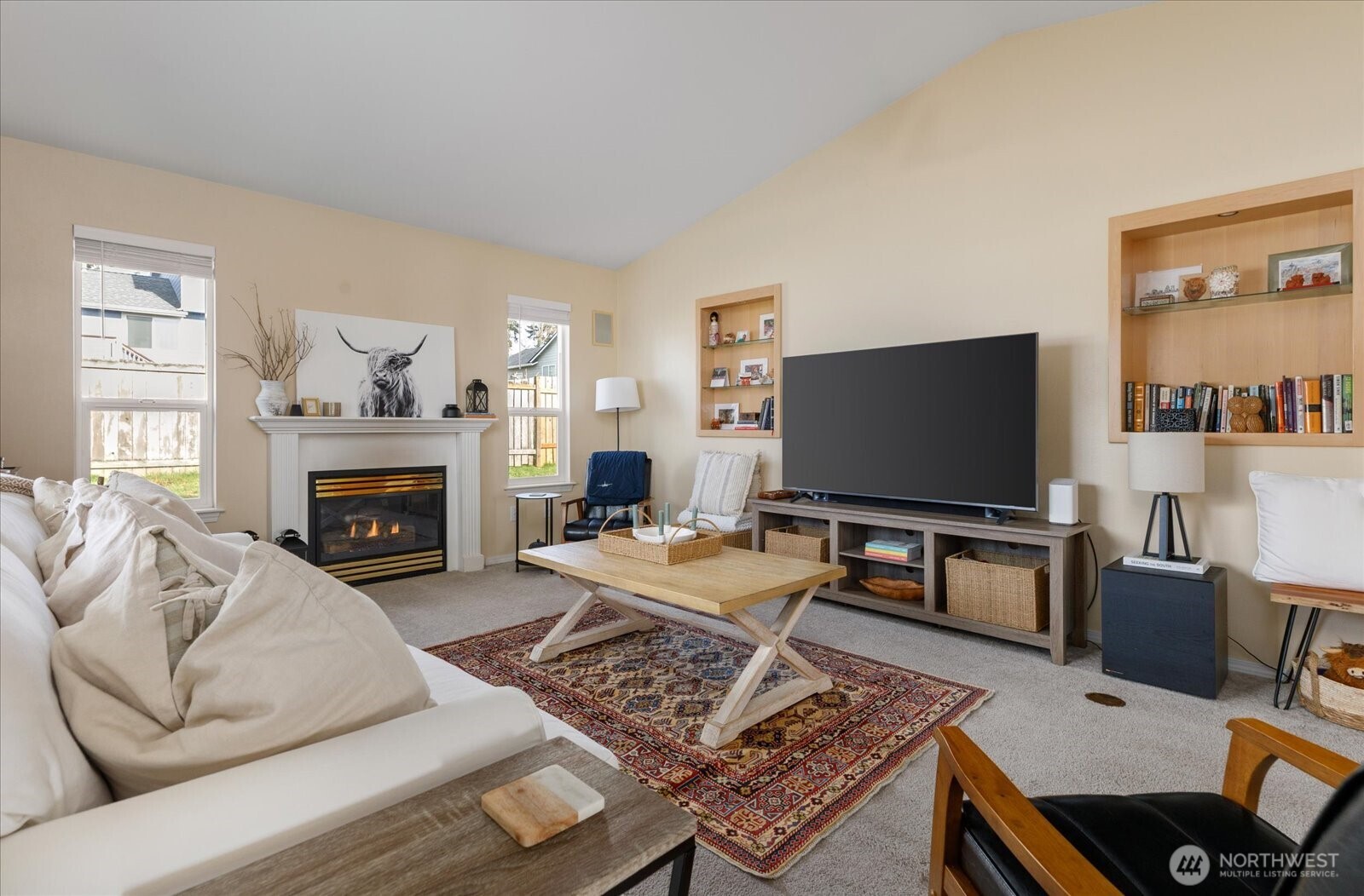 387 SW Stroops Drive , Oak Harbor, WA 98277