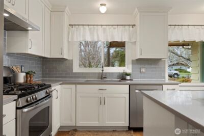 3304 Plymouth Drive , Bellingham, WA 98225 - Photo 16