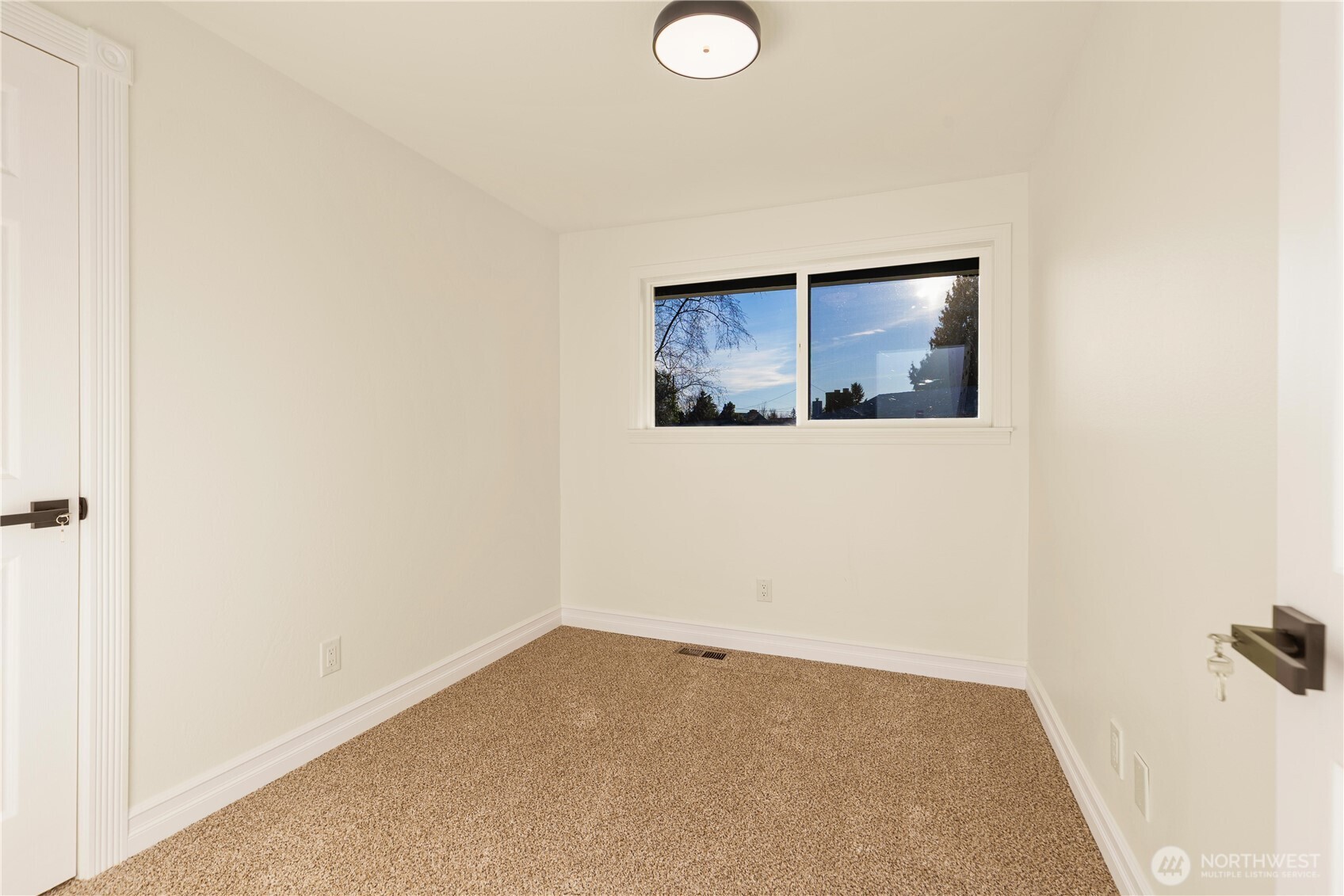 11306 25th Avenue SW, Seattle, WA 98146