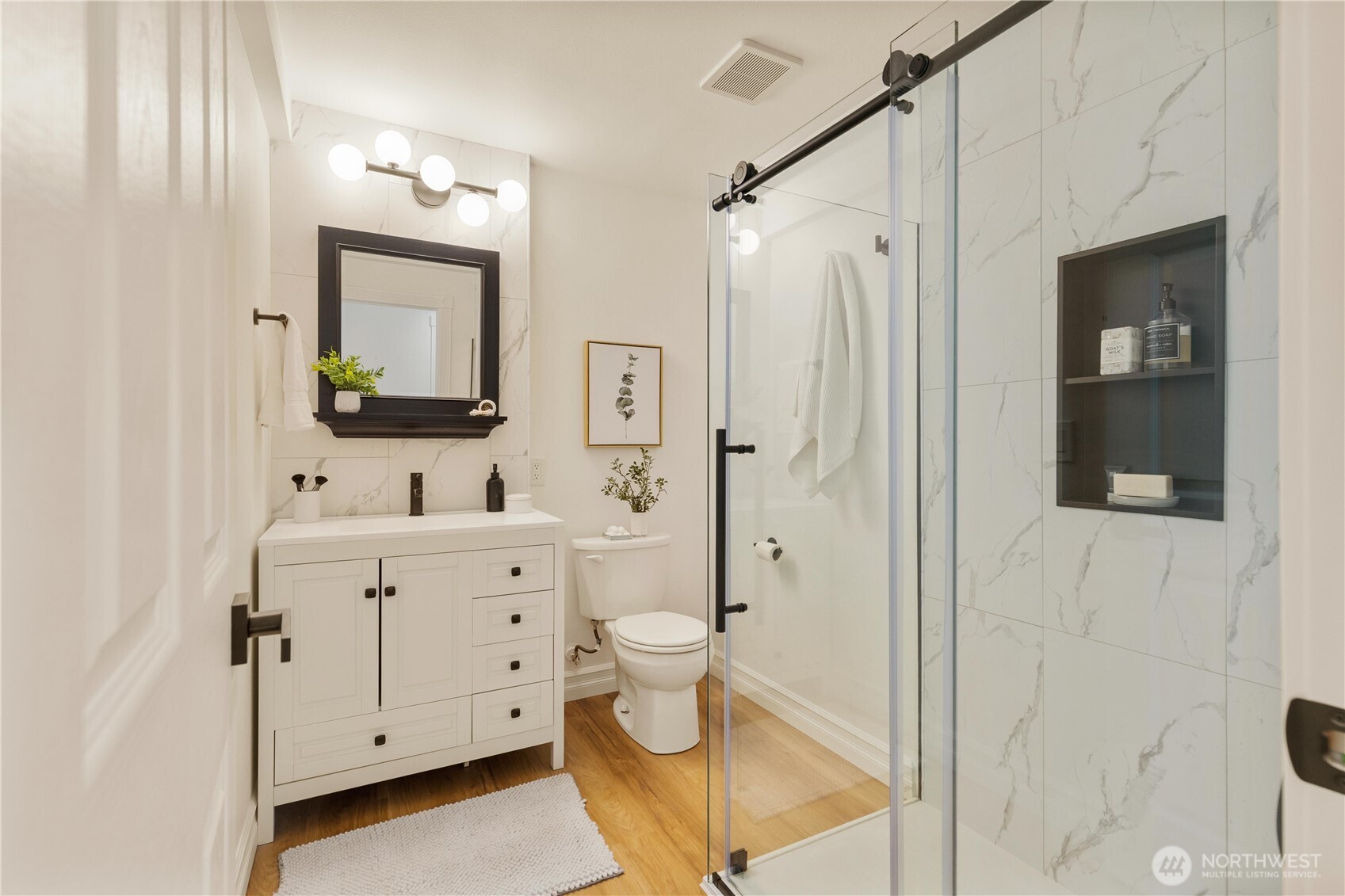 11306 25th Avenue SW, Seattle, WA 98146