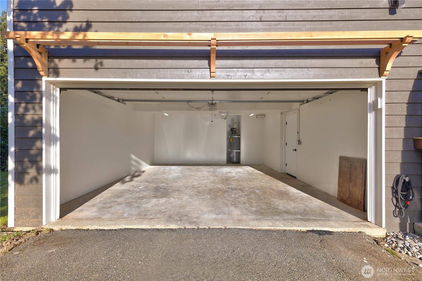 11306 25th Avenue SW, Seattle, WA 98146