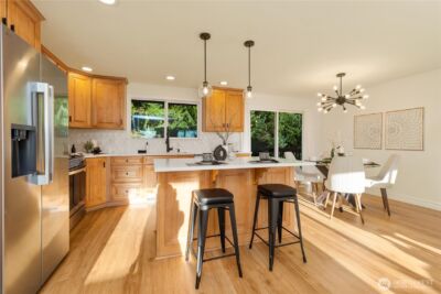 11306 25th Avenue SW, Seattle, WA 98146 - Photo 4