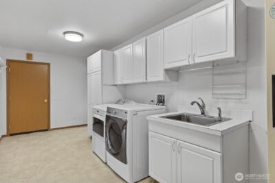 15326 Scenic Shores Drive SE, Yelm, WA 98597-9125 - Photo 16