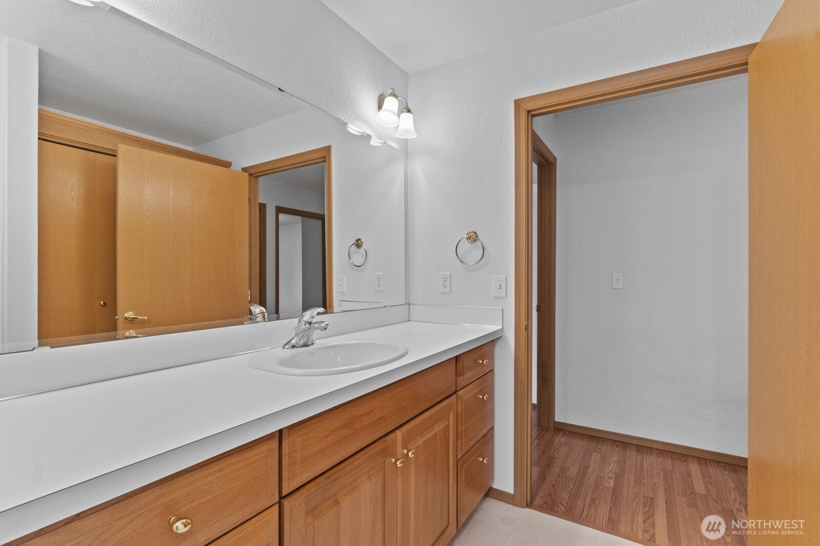 15326 Scenic Shores Drive SE, Yelm, WA 98597-9125