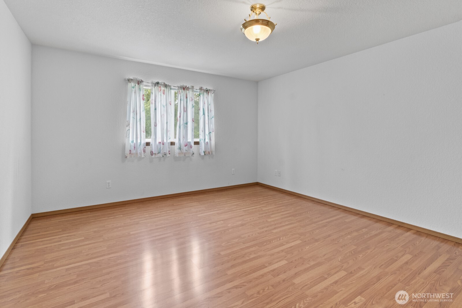 15326 Scenic Shores Drive SE, Yelm, WA 98597-9125